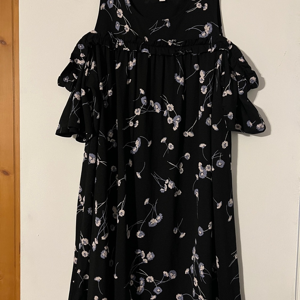 Floral Black Dress with Ruffle Sleeves